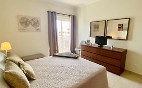 Apartamento T1 Flamingo - Portimao - 1,5 Km Da Praia